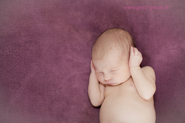 Photographe bébé Issy les Moulineaux - Photos naissance Paris