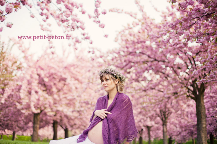 séance photo grossesse au parc de sceaux et les cerisiers en fleurs