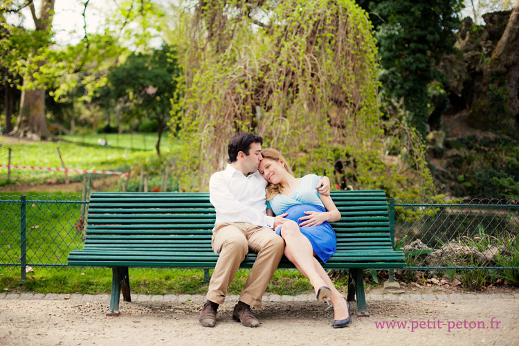 Photos de femme enceinte Paris - Photographe paris parc monceau