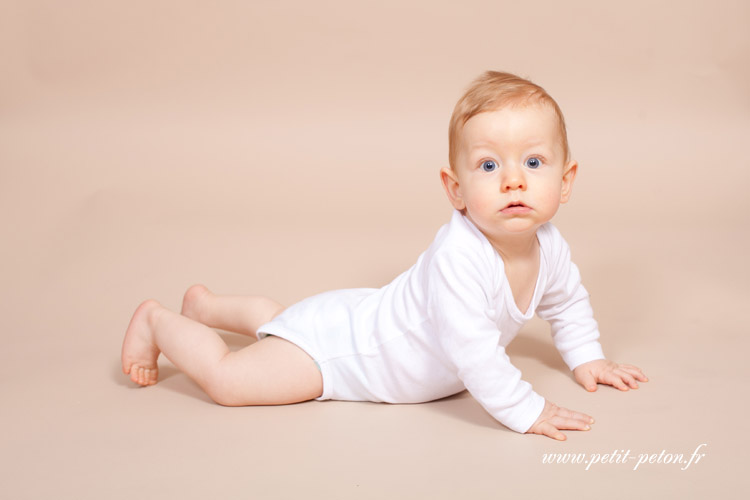 Photographe studio bébé Paris