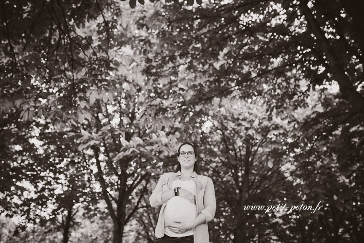 Photographe-femme-enceinte-Paris-extérieur (2)