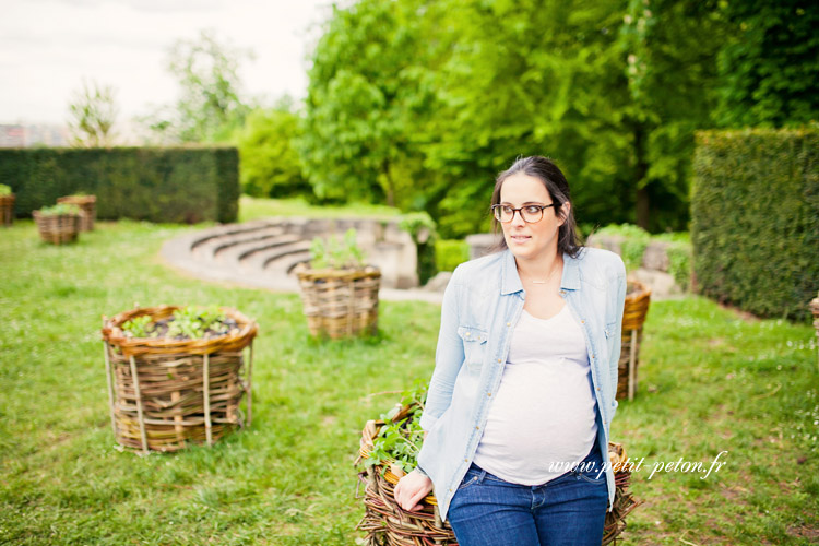 Photographe-femme-enceinte-Paris-extérieur (4)